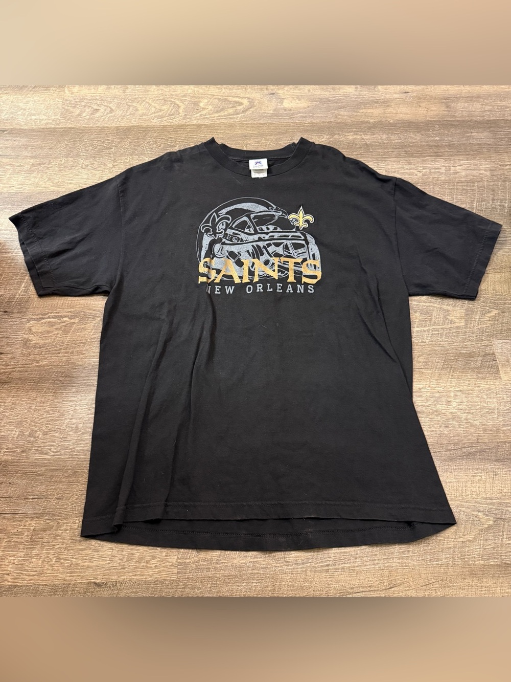 New Orleans Saints Black Graphic Tee